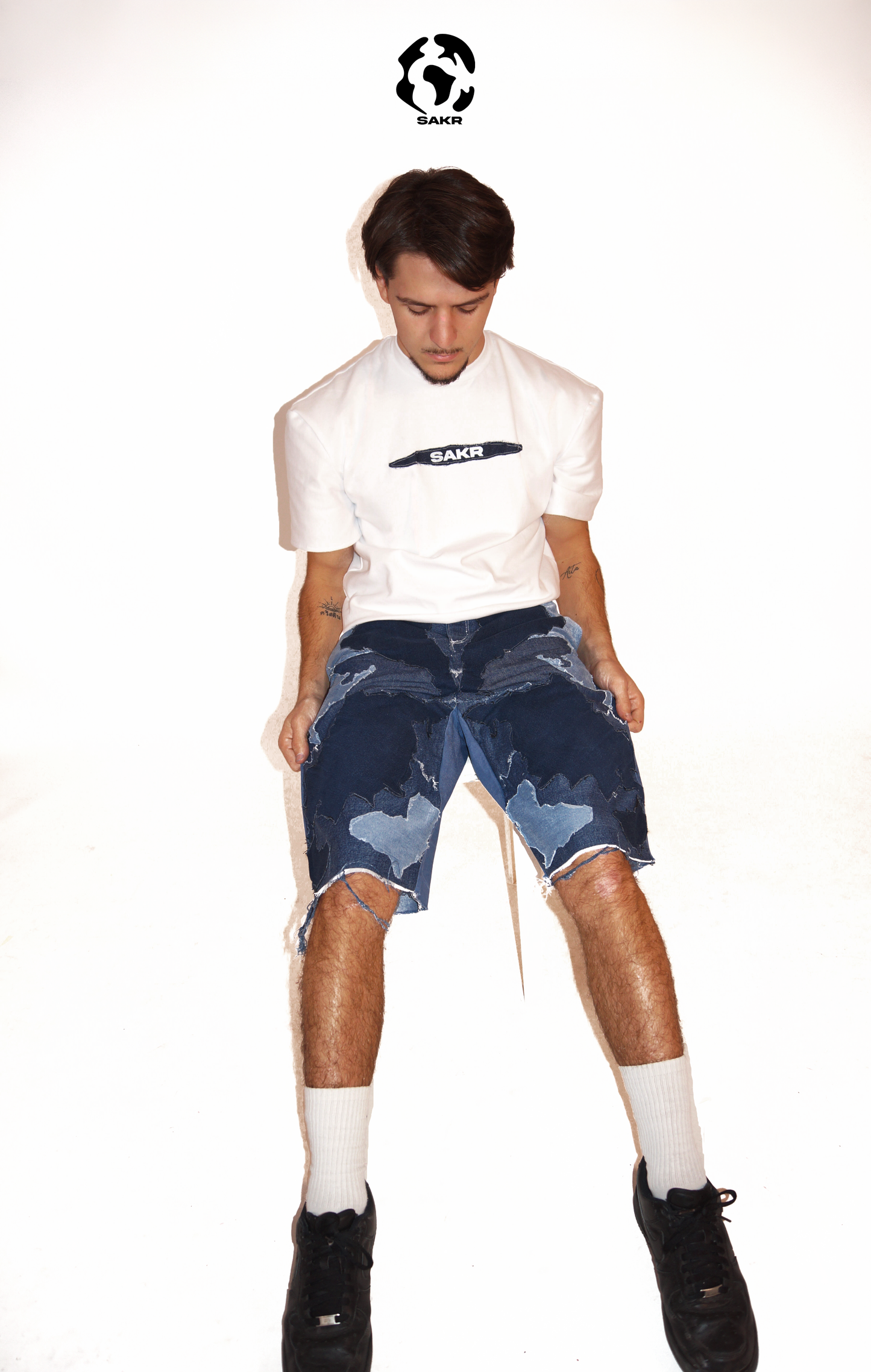 Short DAMOR